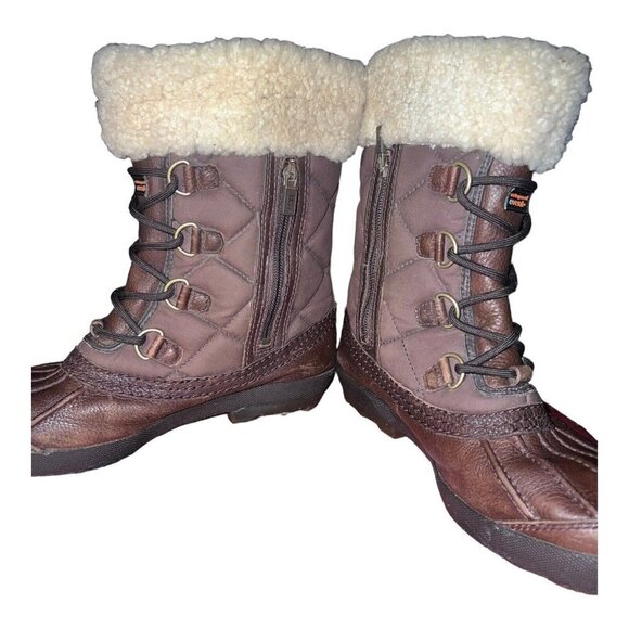 UGG Women's NEWBERRY 3224 Quilted Snow Boot (Waterproof, Shearling Lined) Sz 9 - Picture 6 of 16